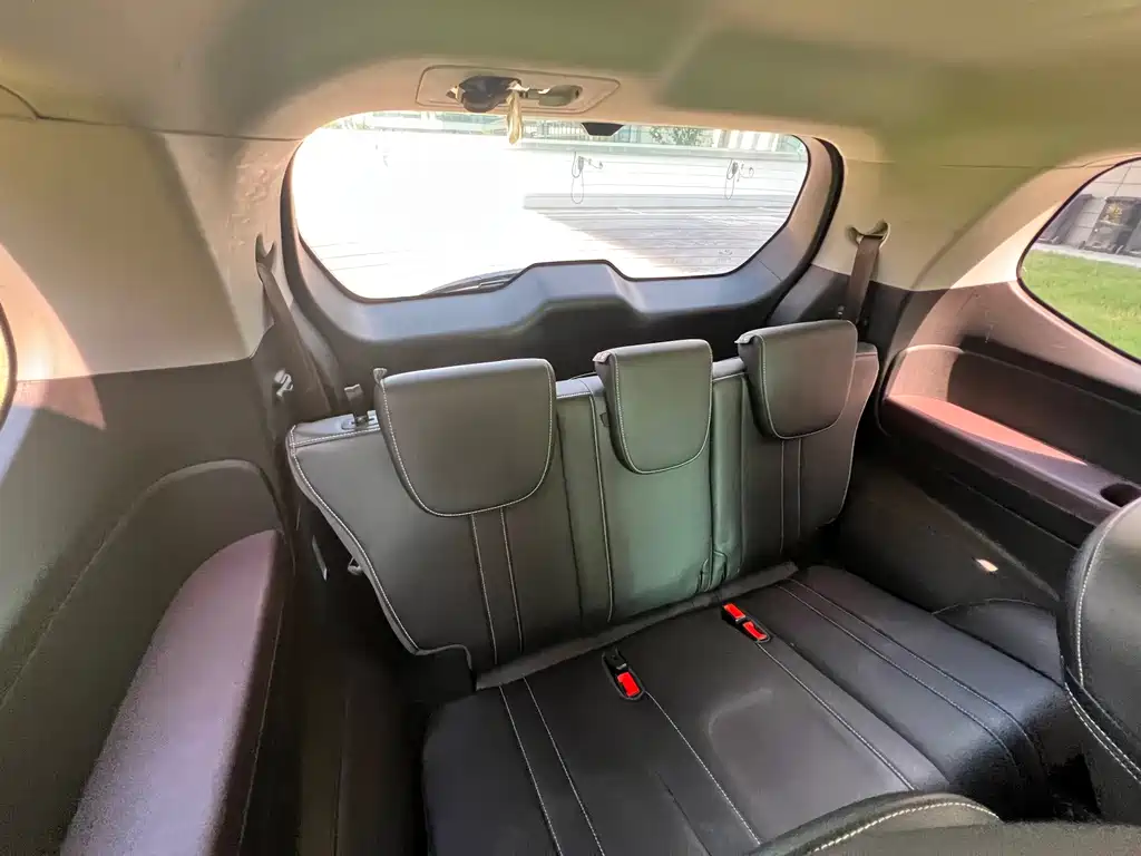 GAC Trumpchi M6 2022 — фото 9