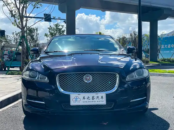 Jaguar XJ 2014