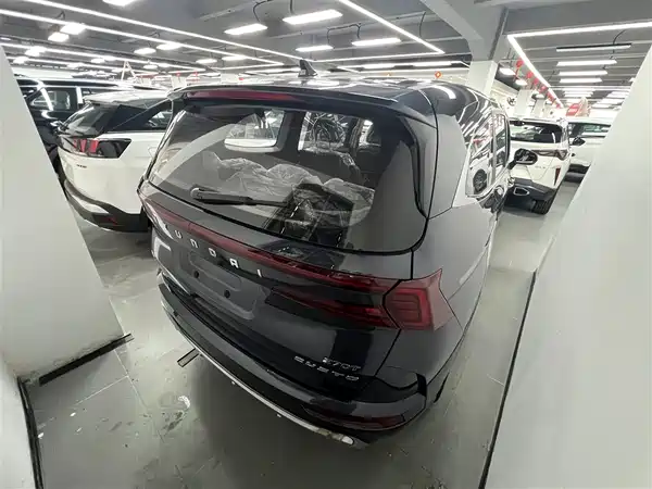 Hyundai Custin 2024