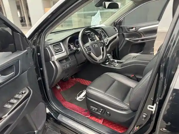 Toyota Highlander 2019