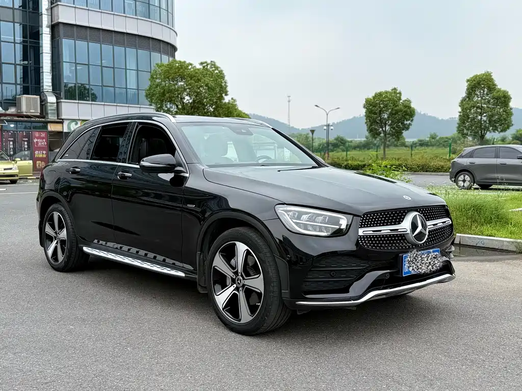 Mercedes-Benz GLC 2022 — фото 3