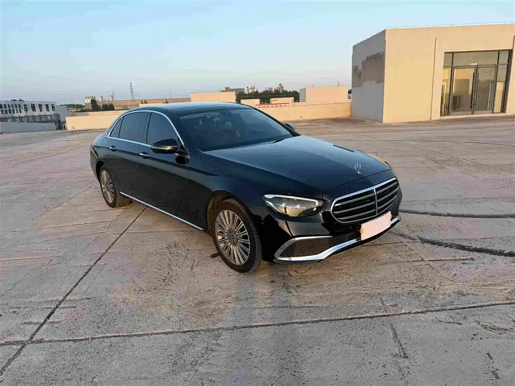 Mercedes-Benz E-Class 2021