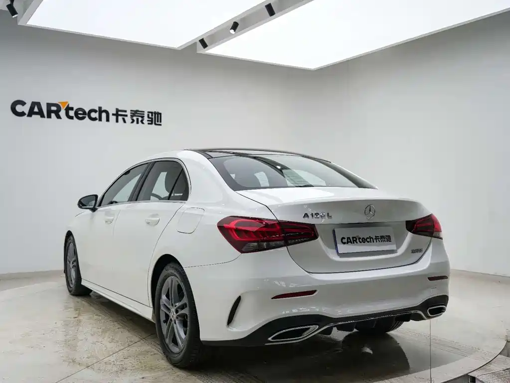 Mercedes-Benz A-Class 2021 — фото 16
