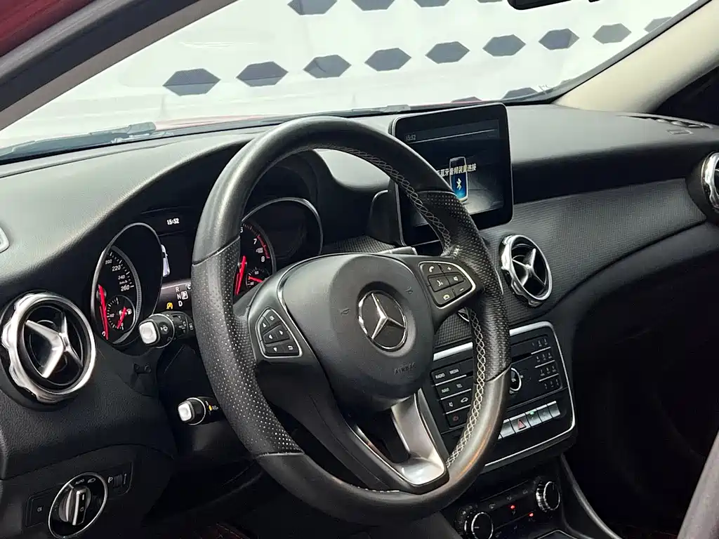 Mercedes-Benz GLA 2017 — фото 6