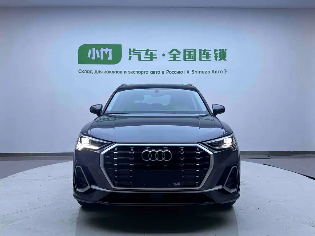 Audi Q3 2022 — фото 2