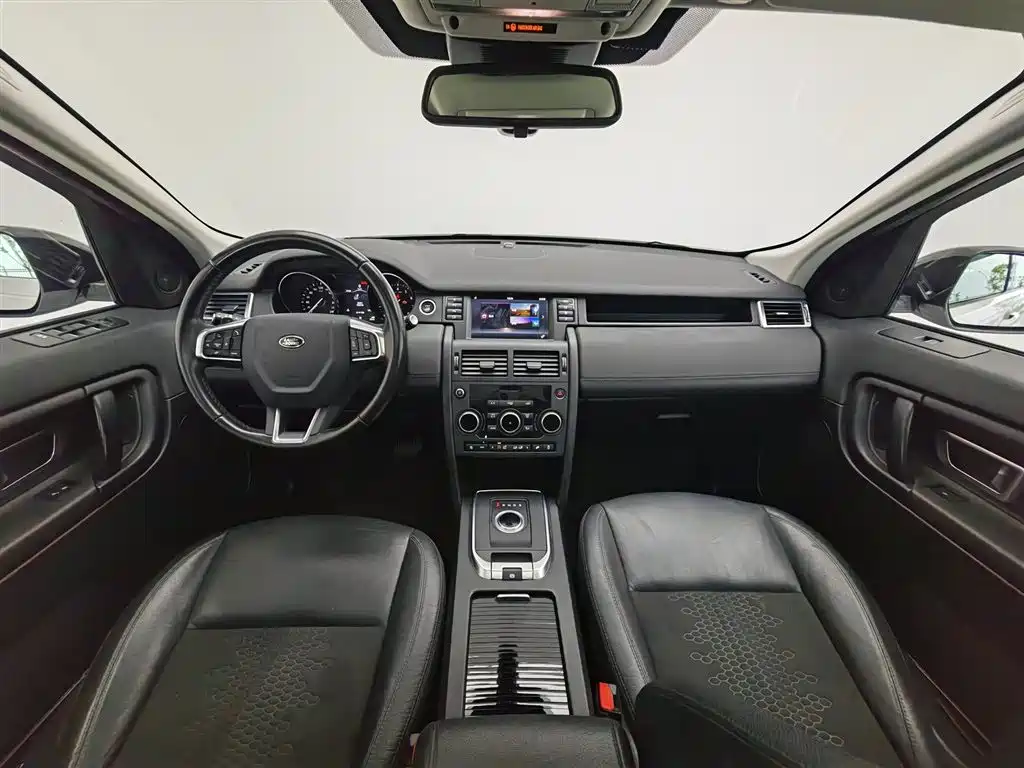 Land Rover Discovery Sport 2020 — фото 5