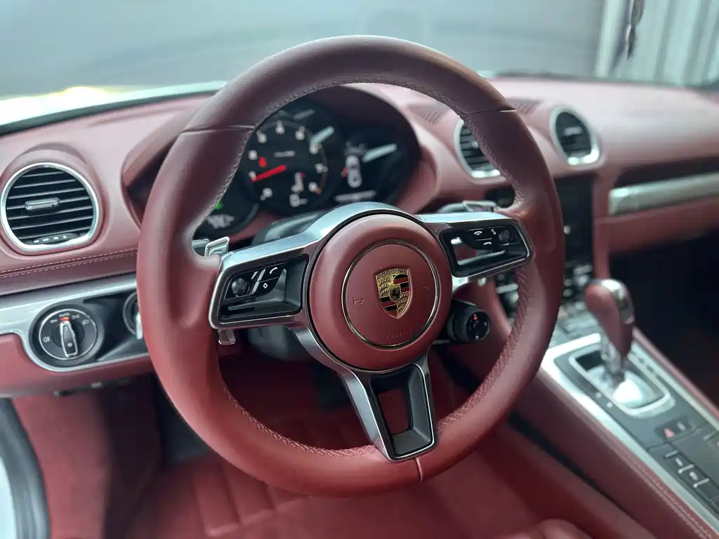 Porsche 718 2018 — фото 12