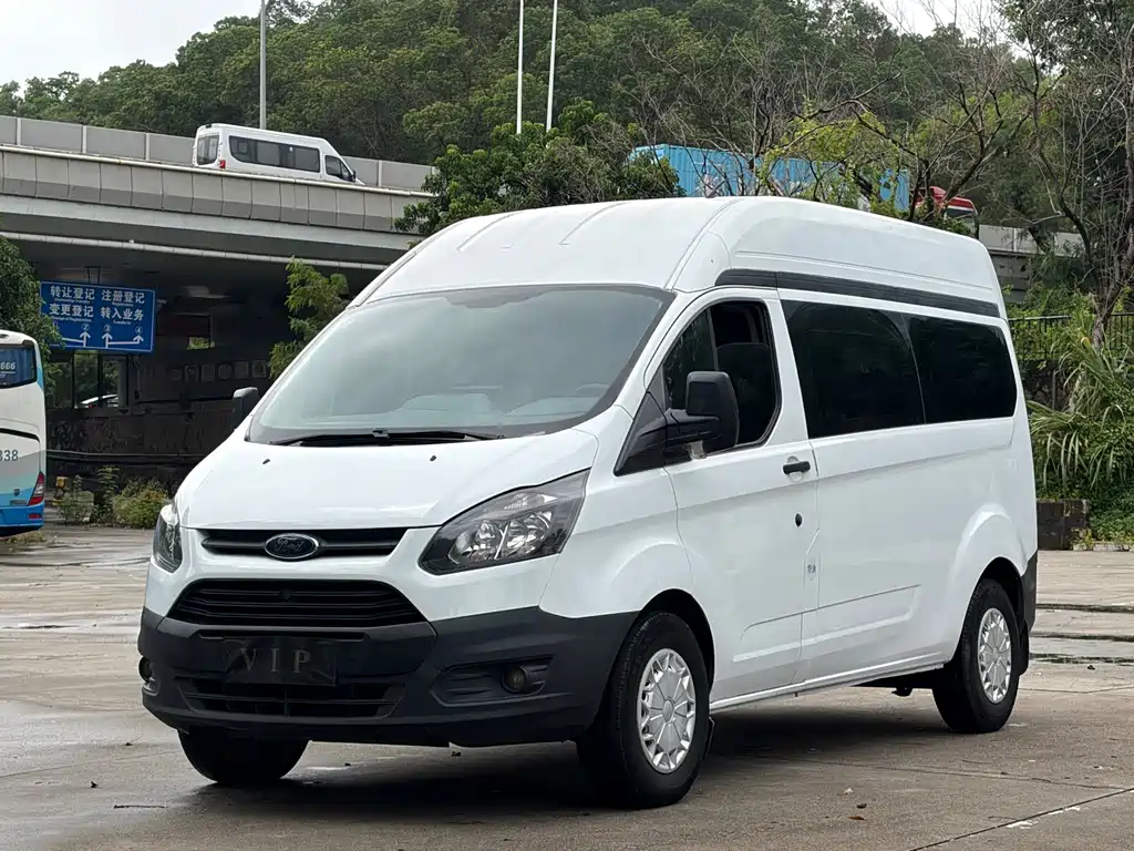 Ford Transit 2020 — фото 1