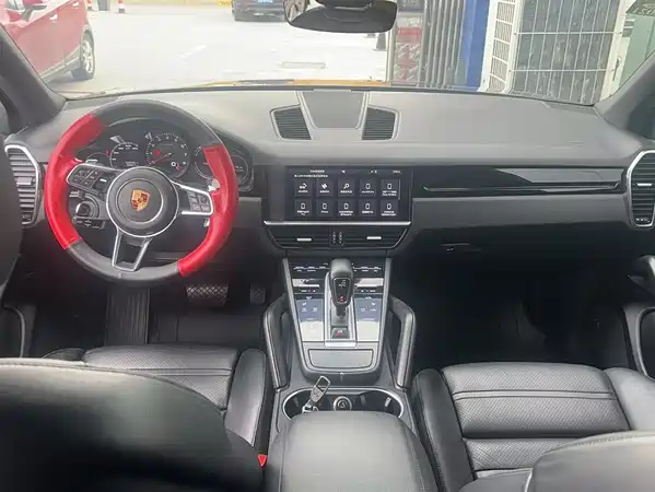 Porsche Cayenne 2019