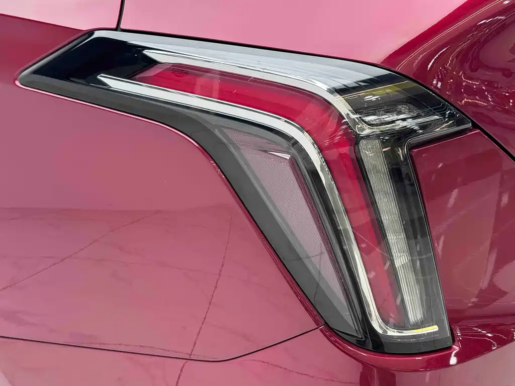 Cadillac CT4 2020 — фото 13