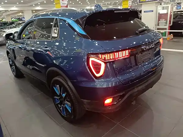 Lynk & Co 01 2018