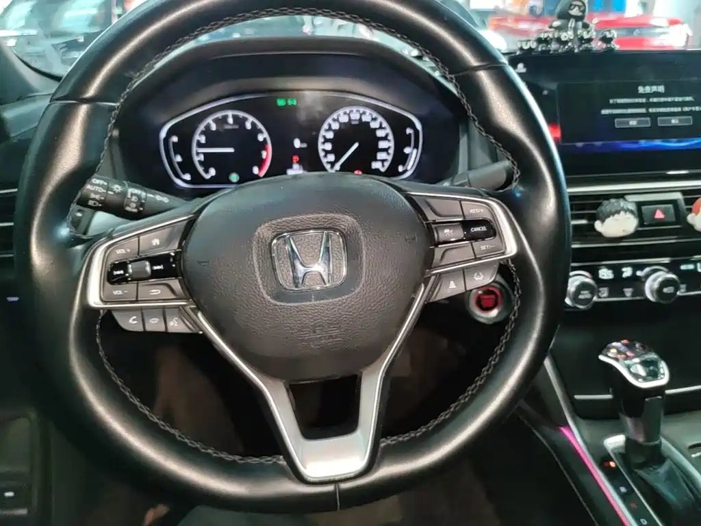 Honda Inspire 2022 — фото 11