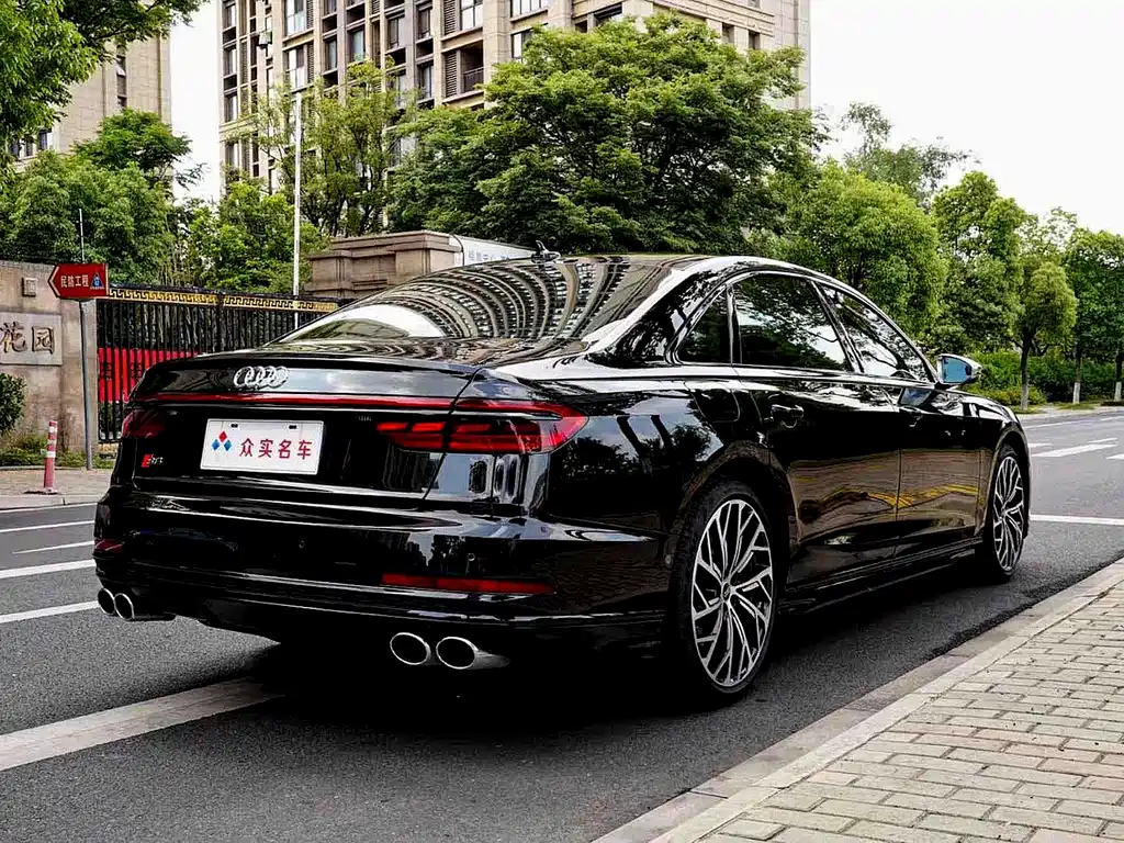Audi S8 2021 — фото 6