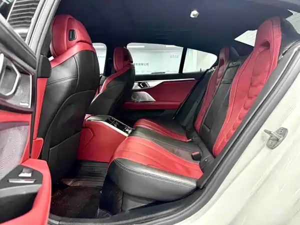 BMW 8 Series 2021