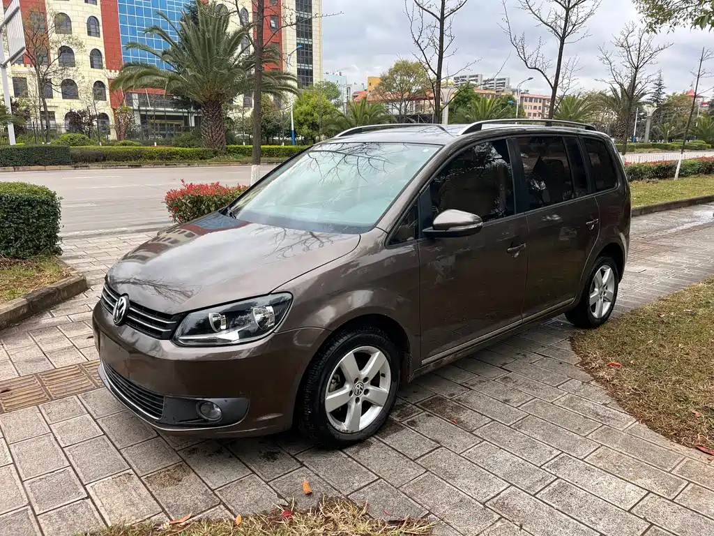 Volkswagen Touran 2013