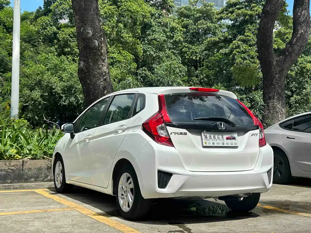 Honda Fit 2015 — фото 8