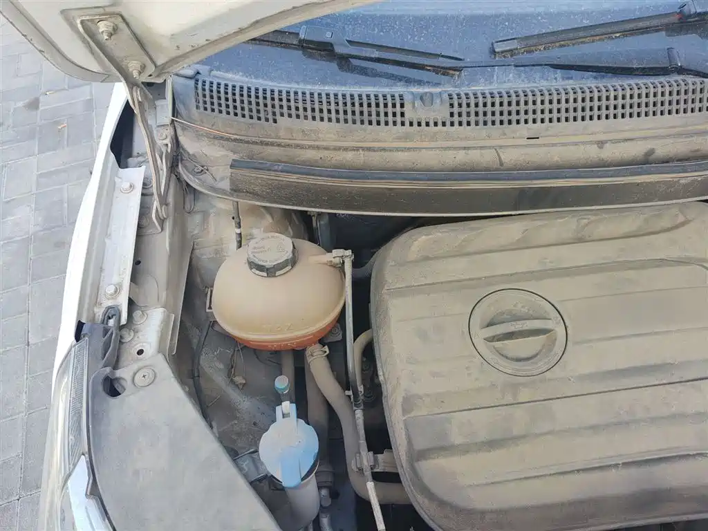 Geely Vision X3 2018 — фото 20