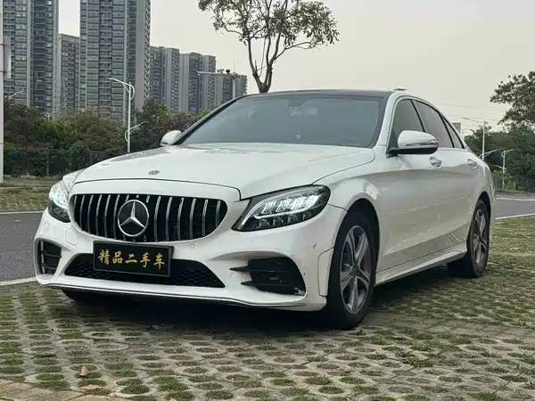 Mercedes-Benz C-Class 2020