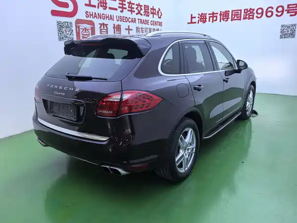 Porsche Cayenne 2011