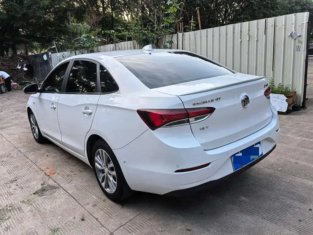 Buick Excelle 2019