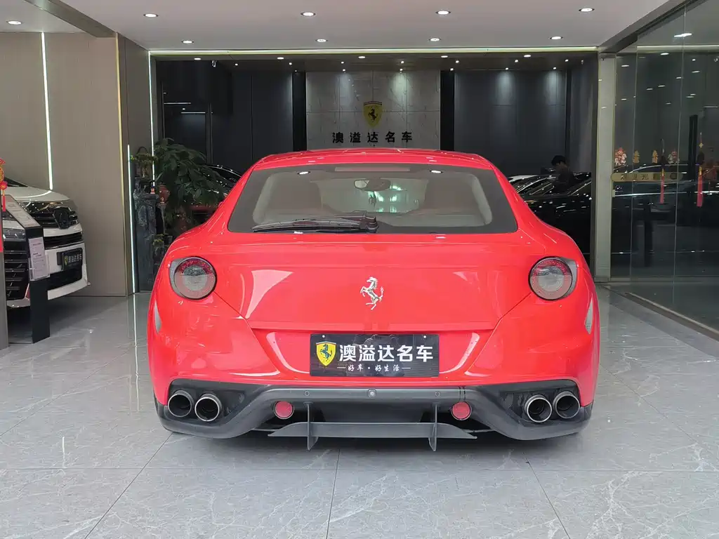 Ferrari FF 2013 — фото 18