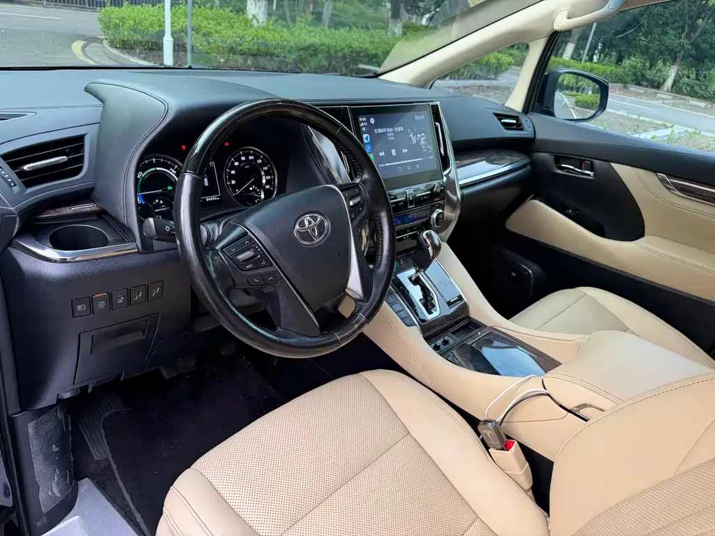 Toyota Alphard 2021 — фото 9