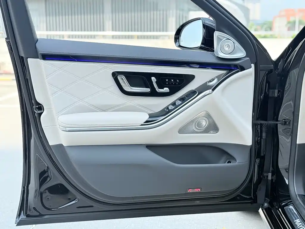 Mercedes-Benz S-Class 2025 — фото 15