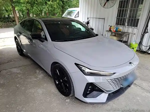 Changan UNI-V 2022