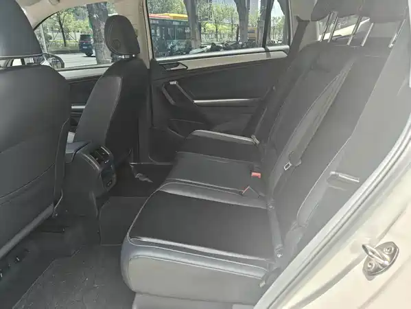 Volkswagen Tiguan L 2019