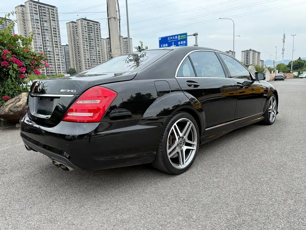 Mercedes-Benz S-Class AMG 2011 — фото 6