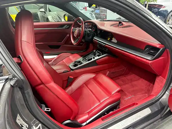 Porsche 911 2020