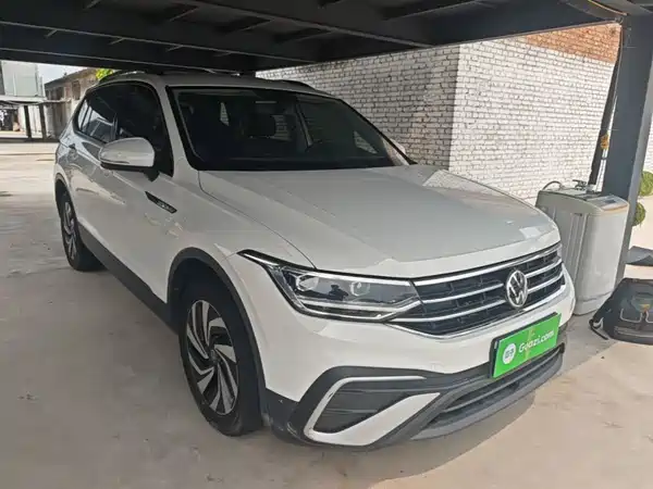 Volkswagen Tiguan L 2022