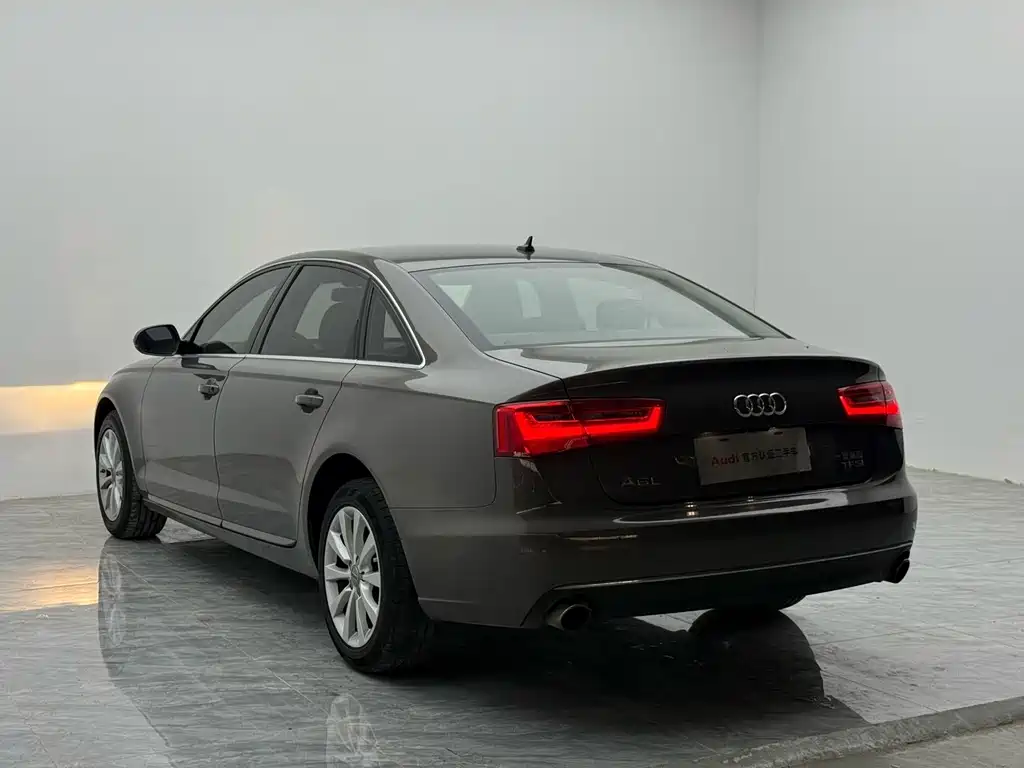 Audi A6L 2015 — фото 15