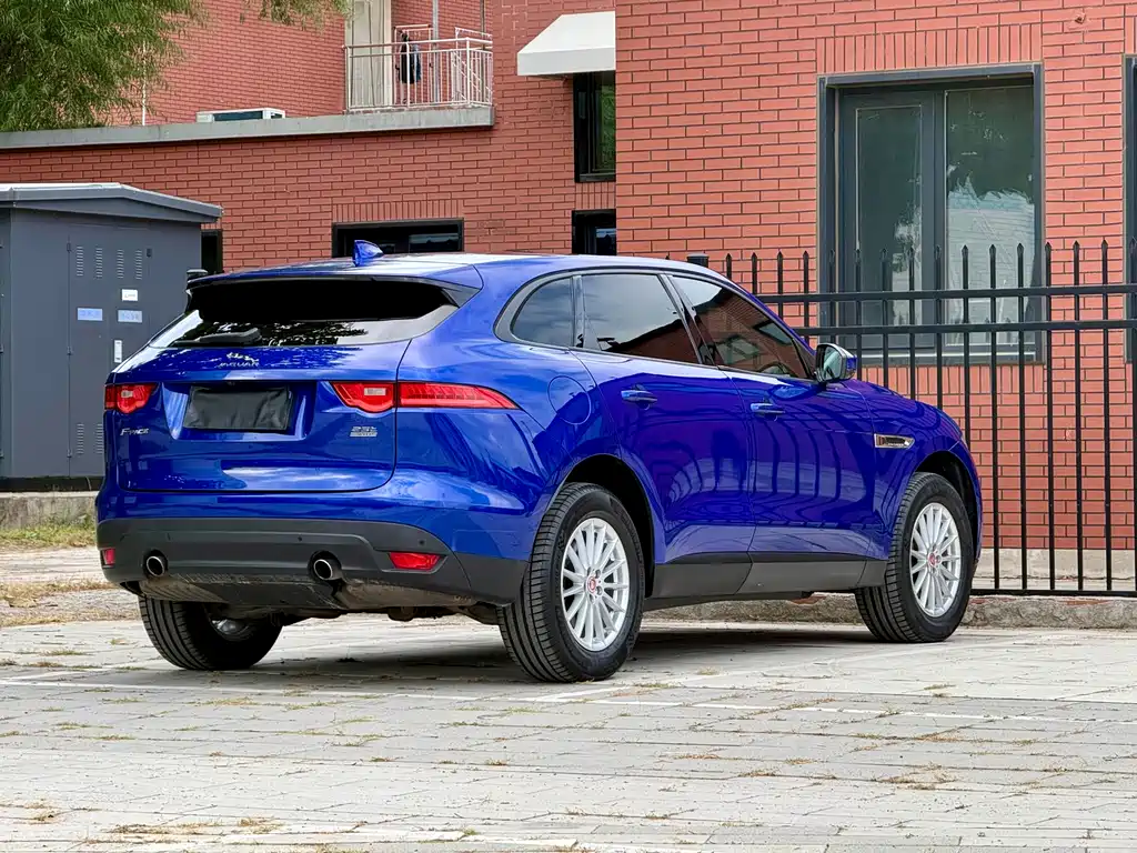 Jaguar F-PACE 2018 — фото 5