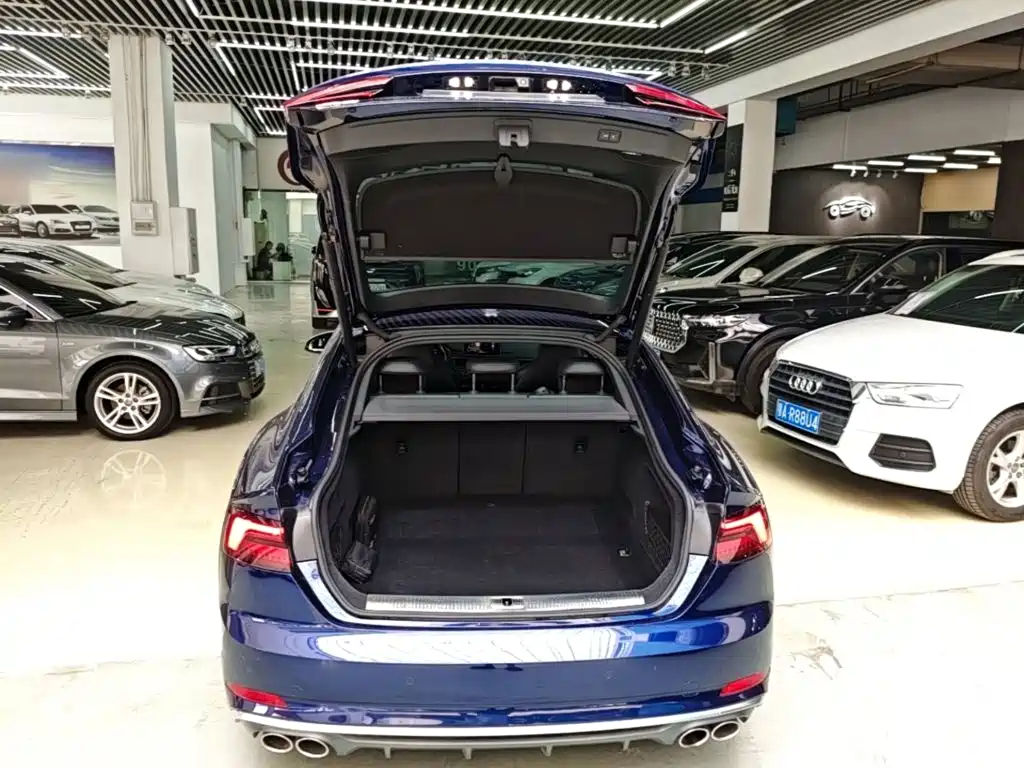 Audi S5 2019 — фото 19