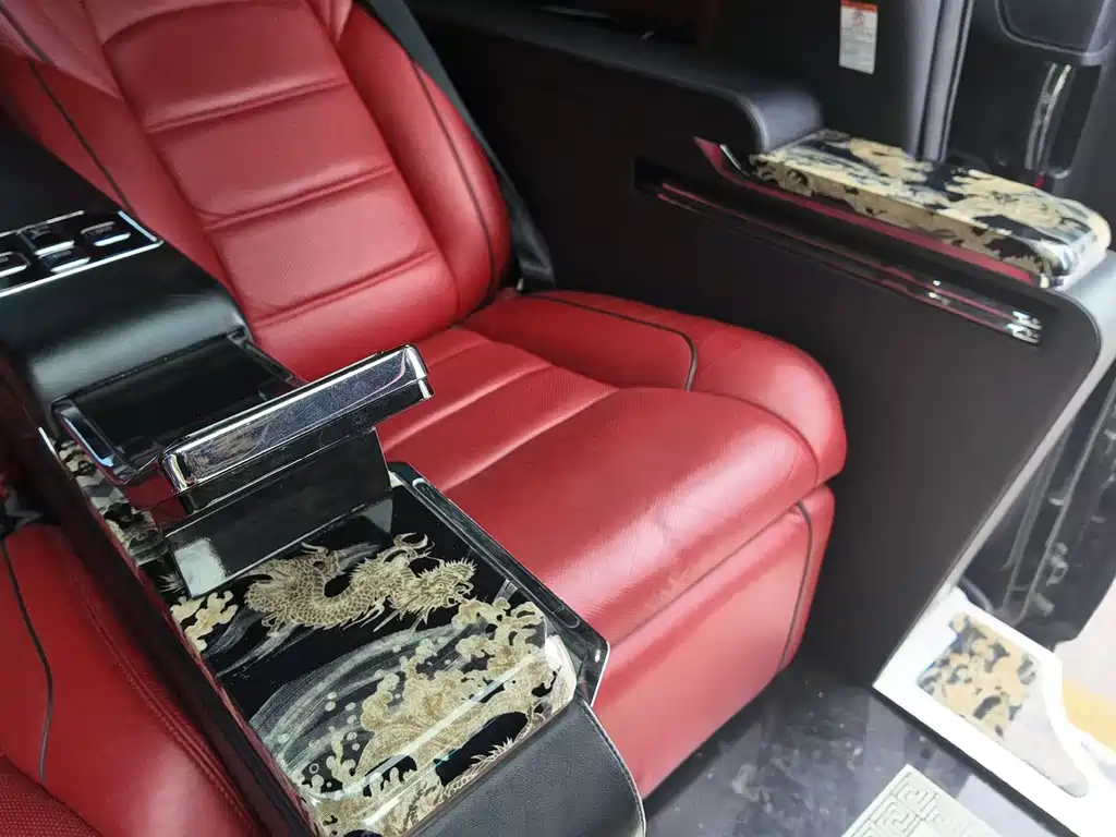 Toyota Alphard 2018 — фото 8