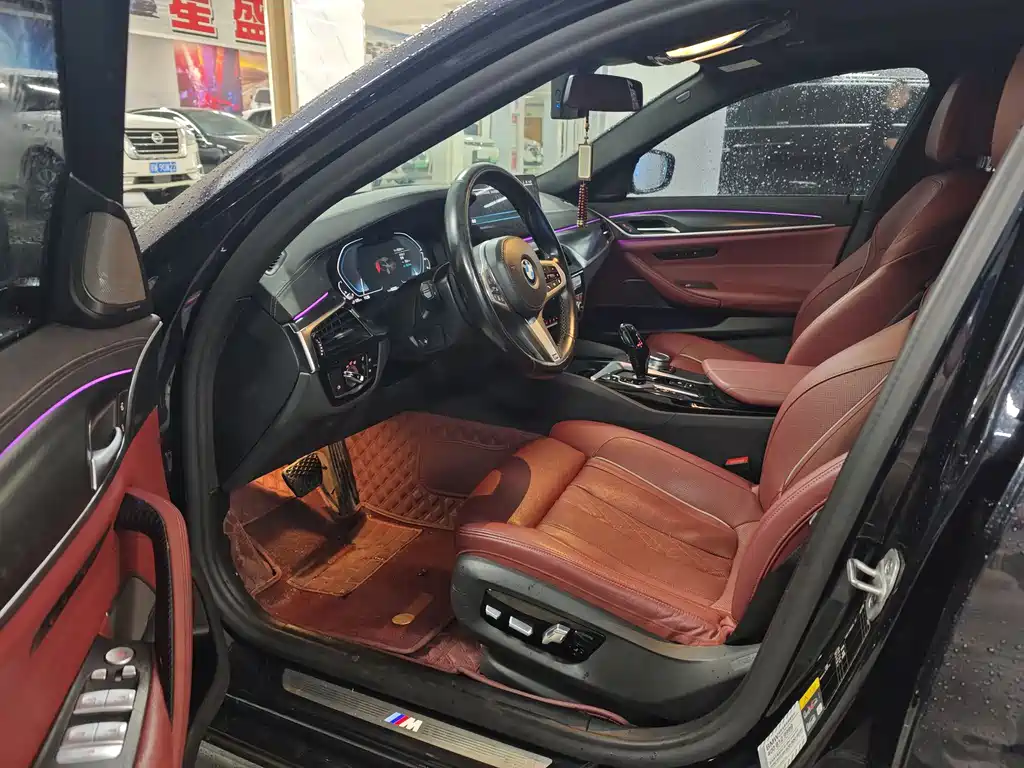 BMW 5 Series New Energy 2021 — фото 13