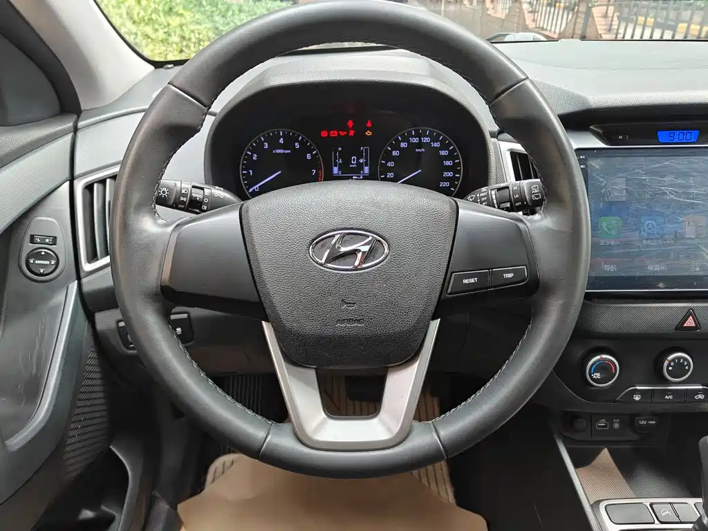 Hyundai ix25 2016 — фото 20