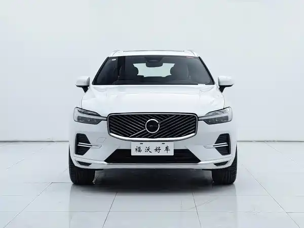 Volvo XC60 2025