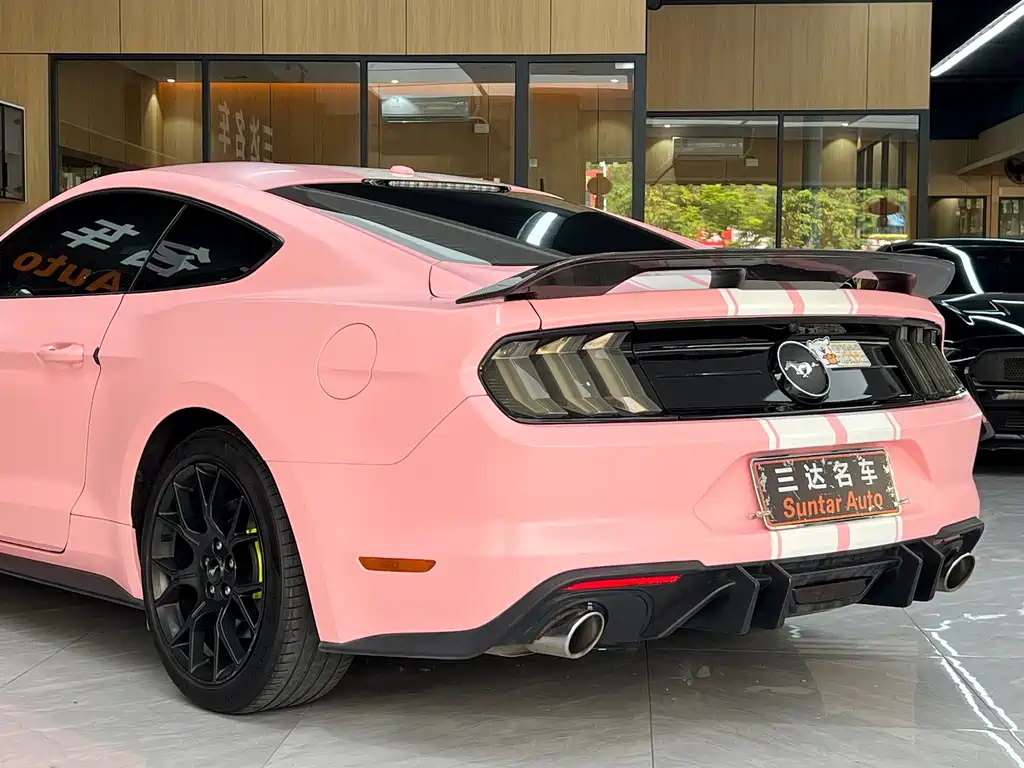 Ford Mustang 2020 — фото 18