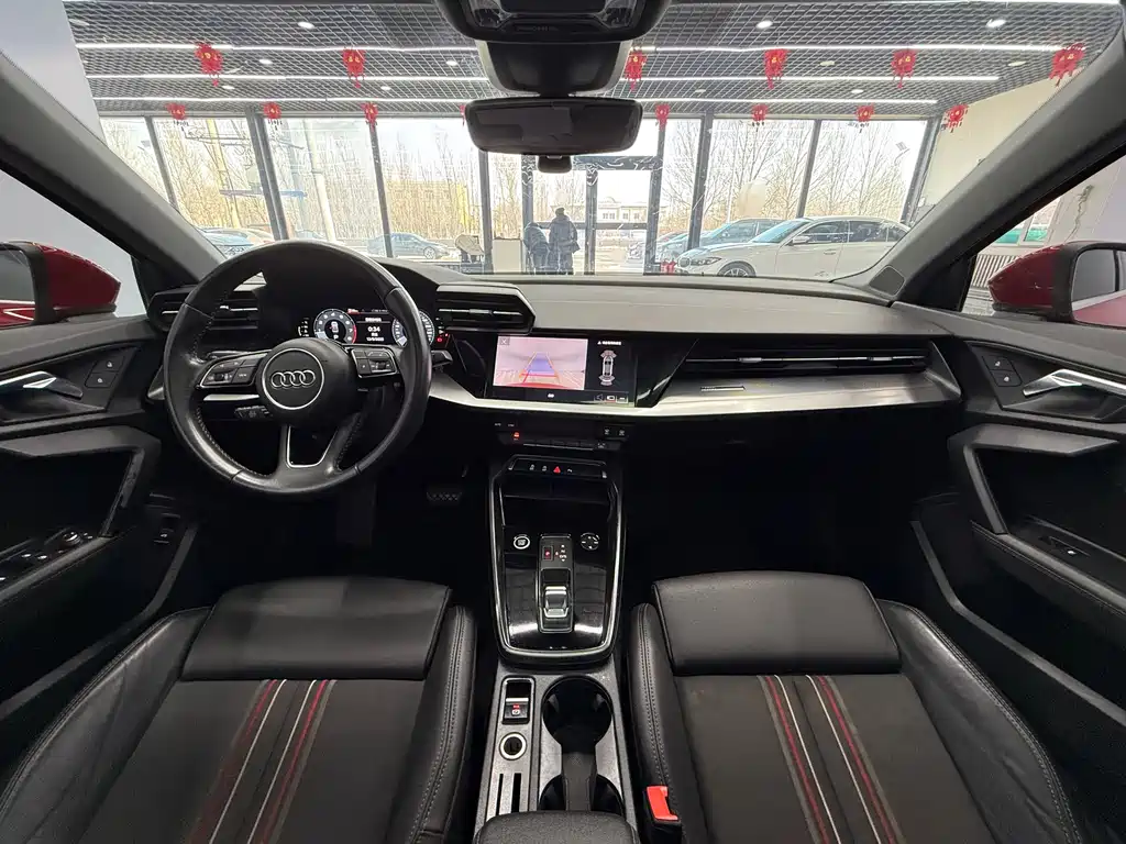 Audi A3 2021 — фото 10