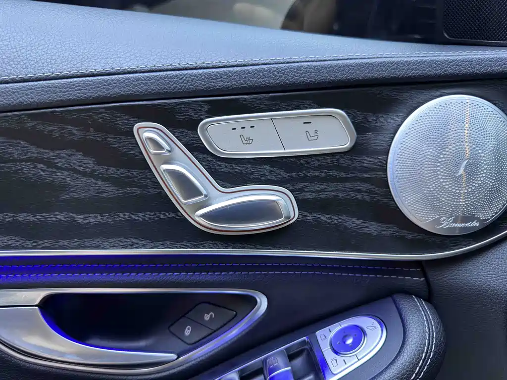 Mercedes-Benz C-Class 2020 — фото 17