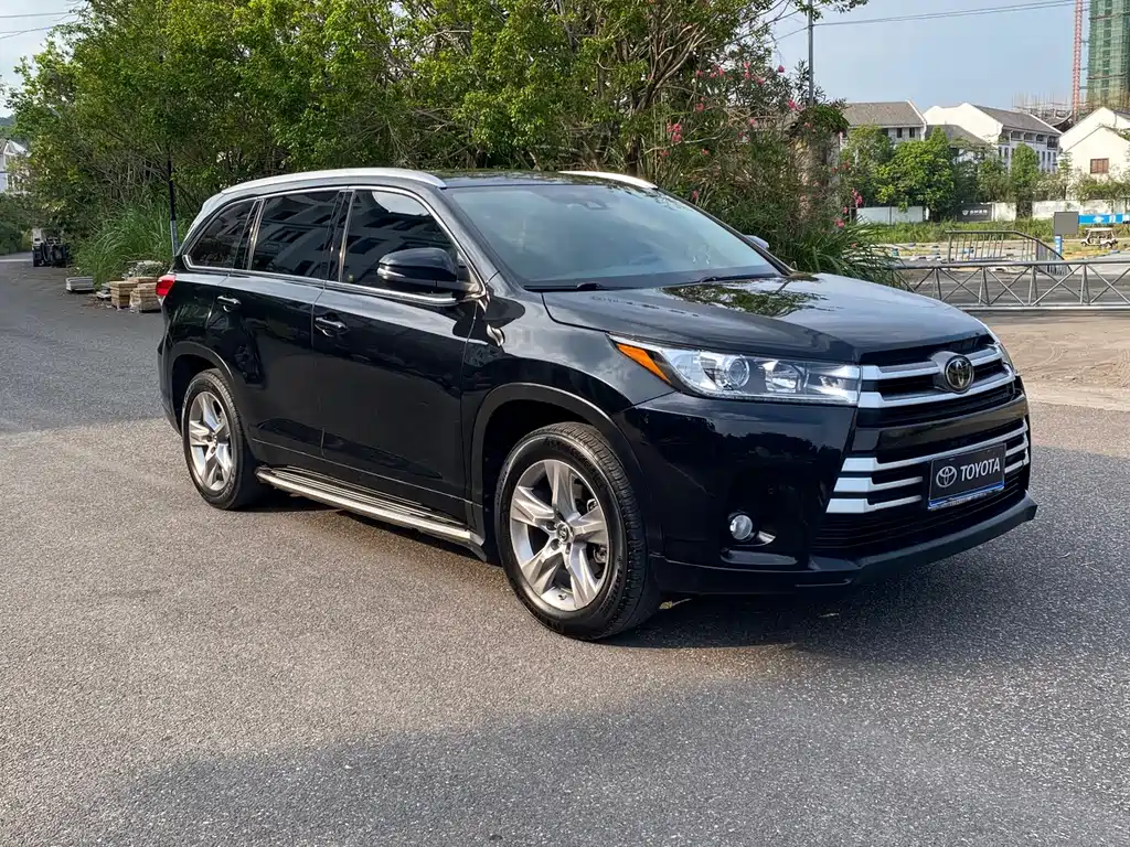 Toyota Highlander 2020 — фото 3