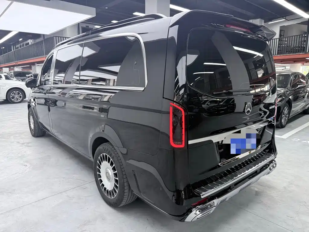 Mercedes-Benz Vito 2023 — фото 23