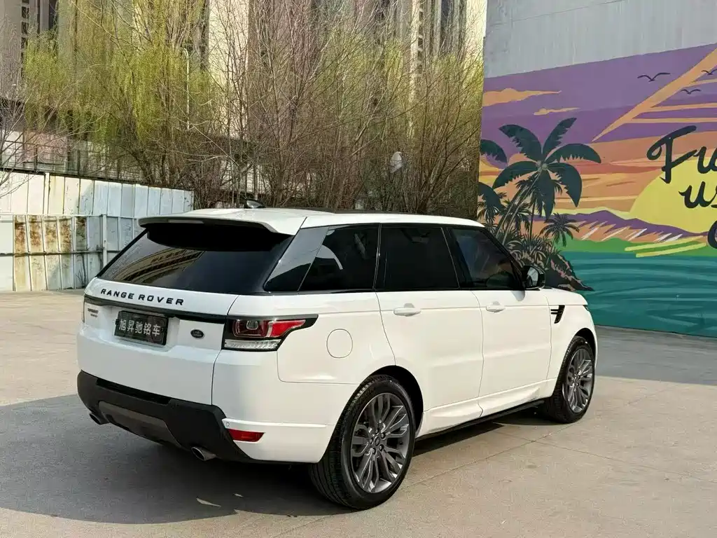 Land Rover Range Rover Sport 2017 — фото 9