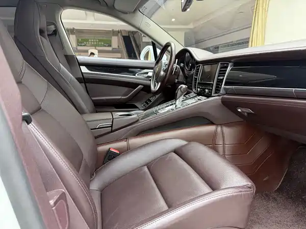 Porsche Panamera 2016