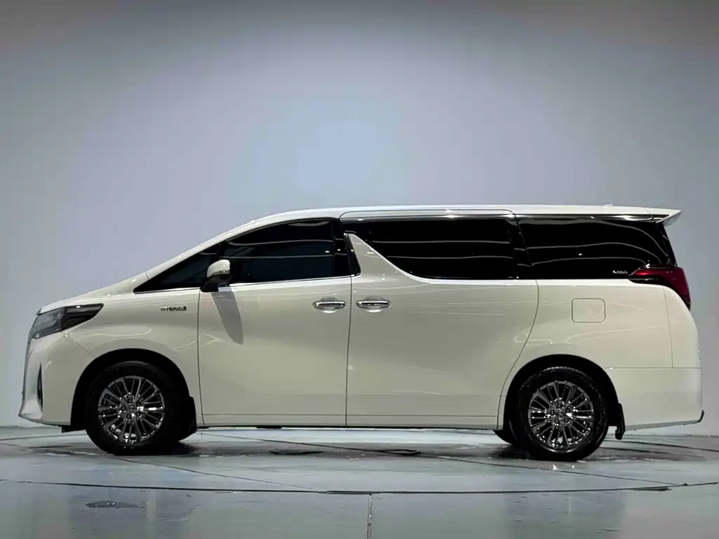 Toyota Alphard 2021 — фото 20