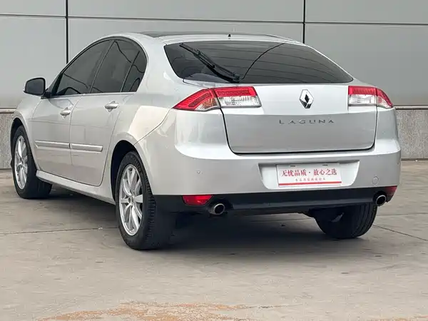 Renault Laguna 2009