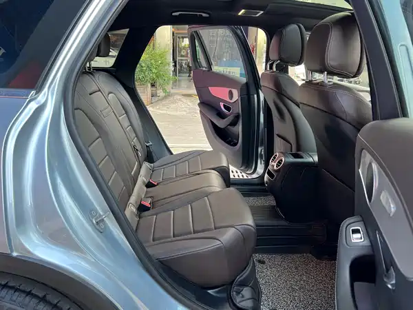 Mercedes-Benz GLC 2021