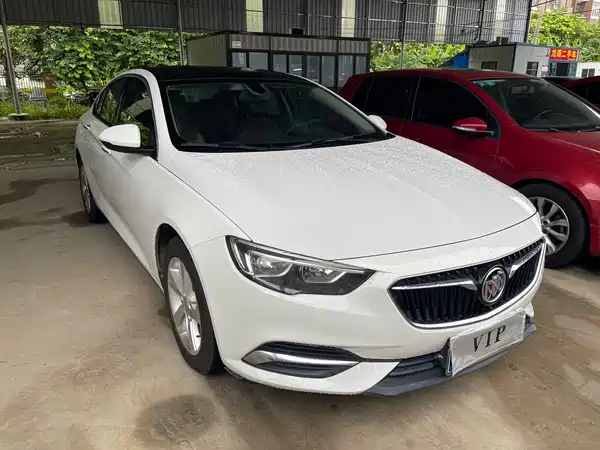 Buick Regal 2018